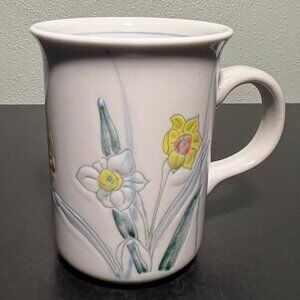 Vintage OTAGIRI Embossed Textured Daffodils Floral Ceramic Cup Mug